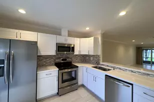 9638 NW 65th St, Tamarac, FL 33321 - Photo 2