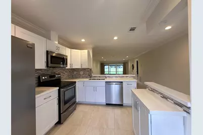 9638 NW 65th Street #C10, Tamarac, FL 33321 - Photo 1