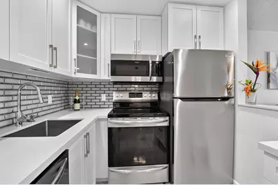 2080 Harwood F #2080, Deerfield Beach, FL 33442 - Photo 10