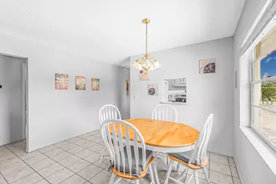 26 Pine Arbor Lane #207, Vero Beach, FL 32962 - Photo 8