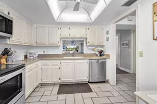 250 John F Kennedy Dr, Atlantis, FL 33462 - Photo 8