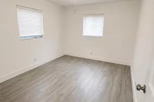 134 NW 57th St, Oakland Park, FL 33309 - Photo 12