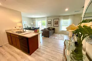 1348 SE Bayharbor St, Port Saint Lucie, FL 34983 - Photo 8