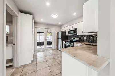 4800 NE 4th Avenue, Oakland Park, FL 33334 - Photo 10
