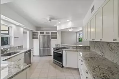 1705 NE 26th Avenue, Fort Lauderdale, FL 33305 - Photo 4