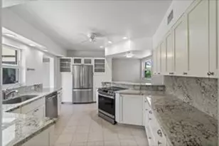 1705 NE 26th Ave, Fort Lauderdale, FL 33305 - Photo 4