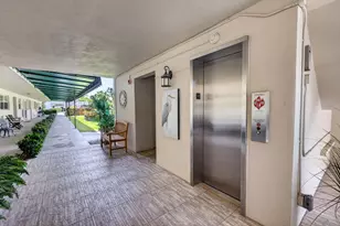 52 Yacht Club Dr, North Palm Beach, FL 33408 - Photo 38