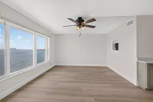 52 Yacht Club Dr, North Palm Beach, FL 33408 - Photo 18