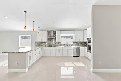 13513 NW 7th Street, Plantation, FL 33325 - Photo 8