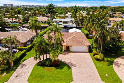 2700 NE 23rd Street, Pompano Beach, FL 33062 - Photo 2