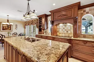 2700 NE 23rd St, Pompano Beach, FL 33062 - Photo 12