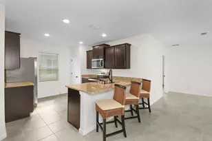 11200 SW Hadley St, Port Saint Lucie, FL 34987 - Photo 10