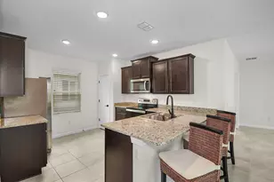 11200 SW Hadley St, Port Saint Lucie, FL 34987 - Photo 8