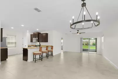 11200 SW Hadley Street, Port Saint Lucie, FL 34987 - Photo 6
