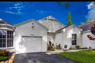 7705 Forest Green Ln, Boynton Beach, FL 33436 - Photo 4