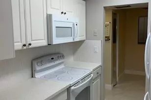 1021 Mockingbird Ln, Plantation, FL 33324 - Photo 4