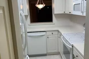 1021 Mockingbird Ln, Plantation, FL 33324 - Photo 2