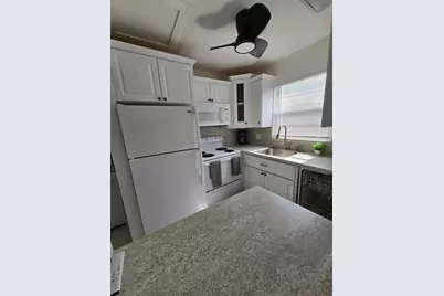 477 Tilford V #477, Deerfield Beach, FL 33442 - Photo 4
