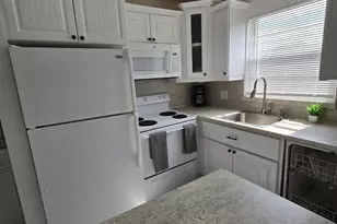 477 Tilford V, Deerfield Beach, FL 33442 - Photo 4