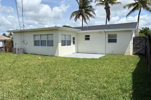 1142 Garnett St, Lantana, FL 33462 - Photo 2