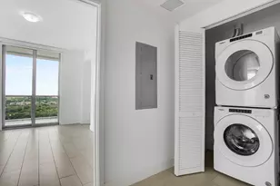 2000 Metropica Wy, Sunrise, FL 33323 - Photo 8