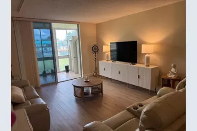 6698 10th Avenue N #112, Lake Worth, FL 33467 - Photo 8