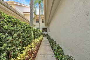 16000 W Bay Dr, Jupiter, FL 33477 - Photo 10
