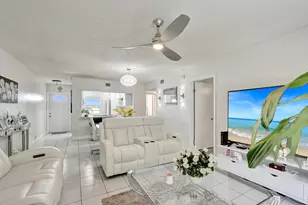 130 Lake Meryl Dr, West Palm Beach, FL 33411 - Photo 18