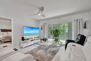 130 Lake Meryl Dr, West Palm Beach, FL 33411 - Photo 6