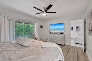 130 Lake Meryl Dr, West Palm Beach, FL 33411 - Photo 10