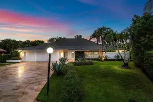 17844 Scarsdale Way, Boca Raton, FL 33496 - Photo 2
