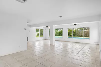 311 NE 23rd Way, Boca Raton, FL 33431 - Photo 4