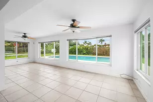 311 NE 23rd Way, Boca Raton, FL 33431 - Photo 8