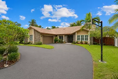 1491 NW 99th Avenue, Plantation, FL 33322 - Photo 2