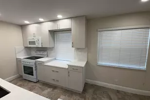 883 Normandy Ln, Delray Beach, FL 33484 - Photo 14