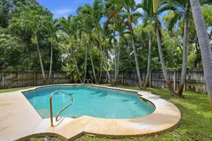 7085 Hyatt Ave, Lantana, FL 33462 - Photo 16