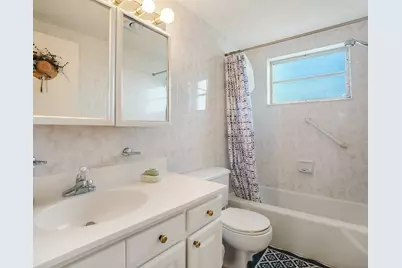180 NE 12th Avenue #15E, Hallandale Beach, FL 33009 - Photo 6