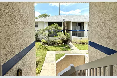 1532 SE Royal Green Cir O-201, Port Saint Lucie, FL 34952 - Photo 4