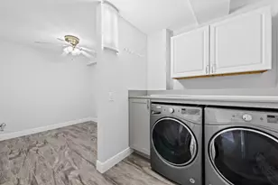 1502 Whitehall Dr, Davie, FL 33324 - Photo 8
