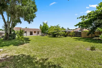 143 Bobwhite Road, Royal Palm Beach, FL 33411 - Photo 22