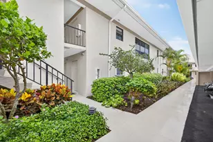 20 SE Turtle Creek Dr, Tequesta, FL 33469 - Photo 14