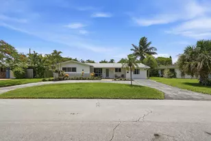 807 SE 9th Terrace, Deerfield Beach, FL 33441 - Photo 4