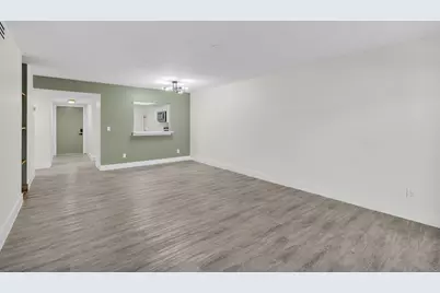 2517 17th Street S #102, Fort Pierce, FL 34982 - Photo 10