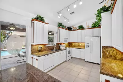 6330 Westchester Club Drive N, Boynton Beach, FL 33437 - Photo 20