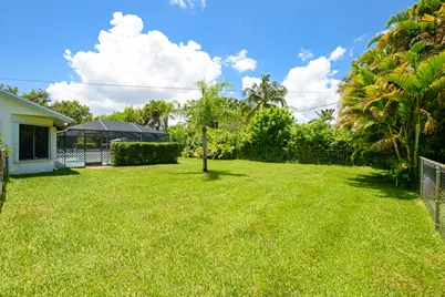 1872 SE Elrose Street, Port Saint Lucie, FL 34952 - Photo 40