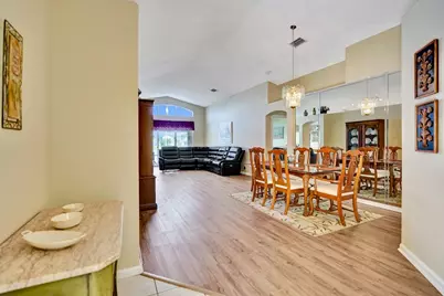5886 Las Colinas Circle, Lake Worth, FL 33463 - Photo 12