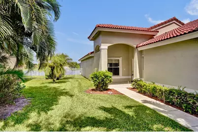 5886 Las Colinas Circle, Lake Worth, FL 33463 - Photo 10