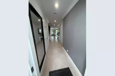 12394 Westhampton Circle, Wellington, FL 33414 - Photo 10