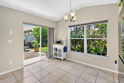 7285 Burgess Drive, Lake Worth, FL 33467 - Photo 10
