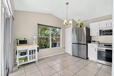 7285 Burgess Drive, Lake Worth, FL 33467 - Photo 6